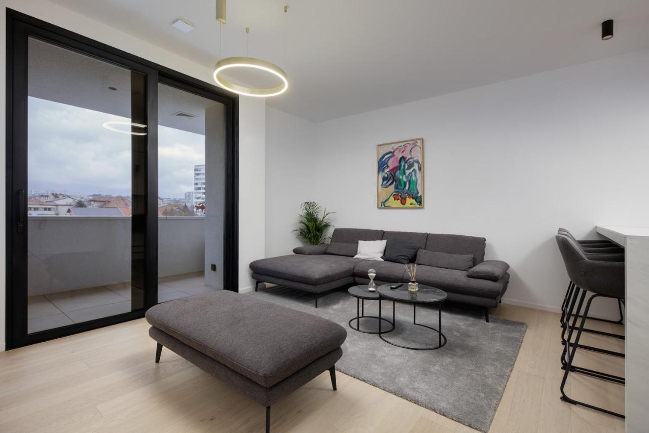 Luxury Haven In Zagreb Apartment Exterior photo